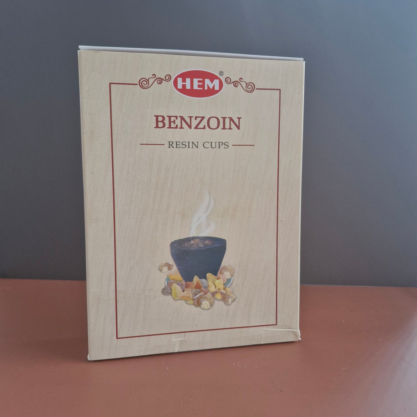 Benzoin resin cups