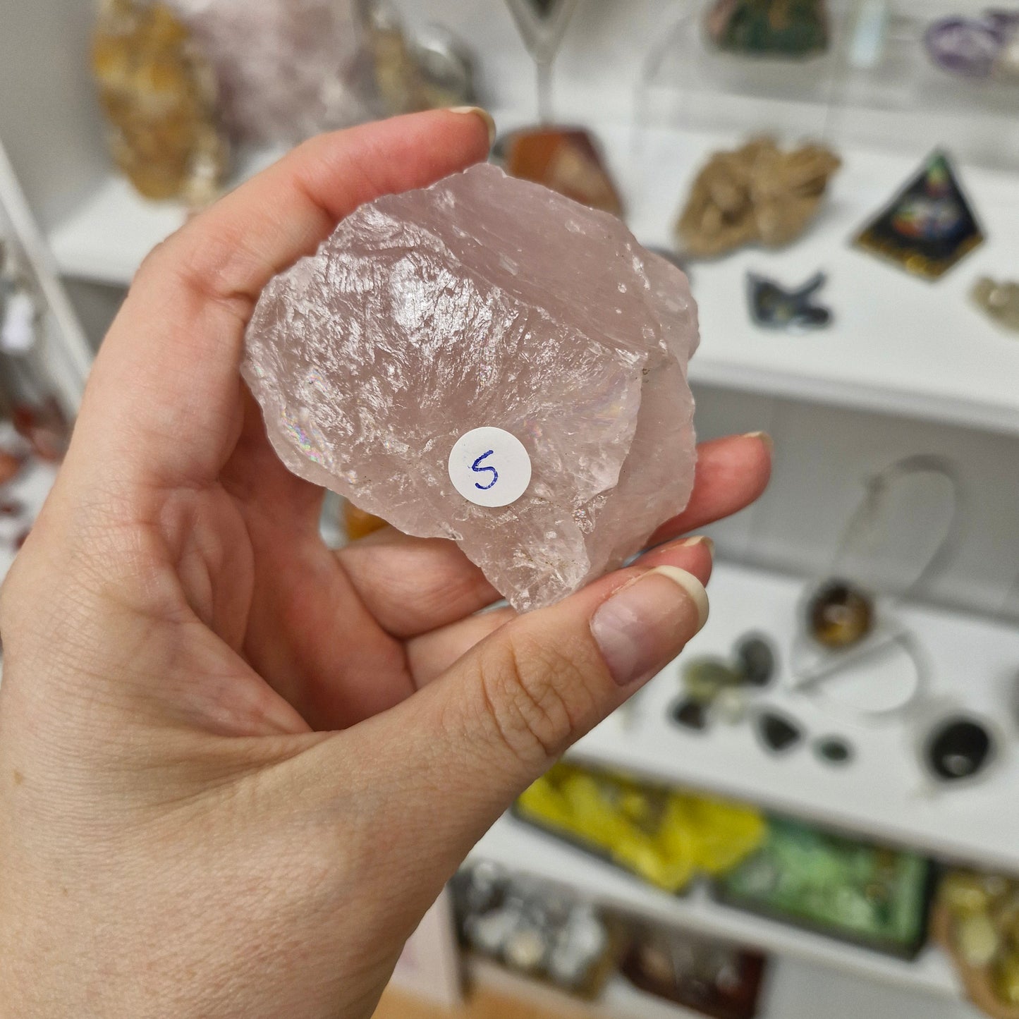 134g raw rose quartz