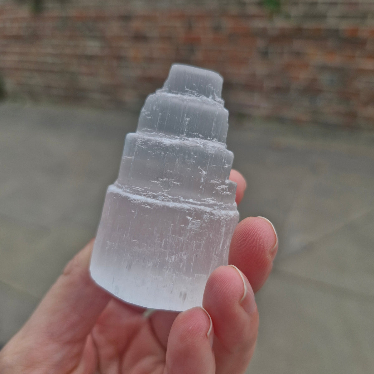 Selenite Tower 86g 5.5cm