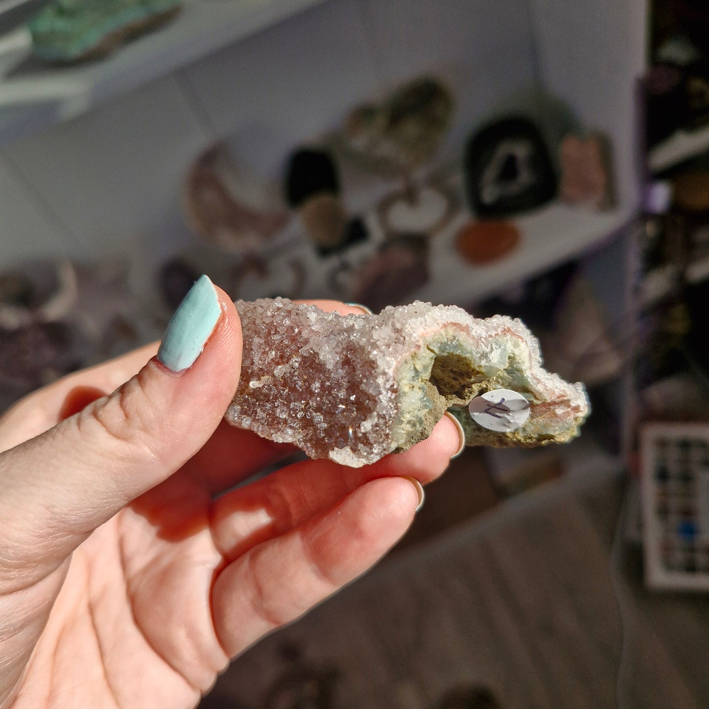 Snowy amethyst geode