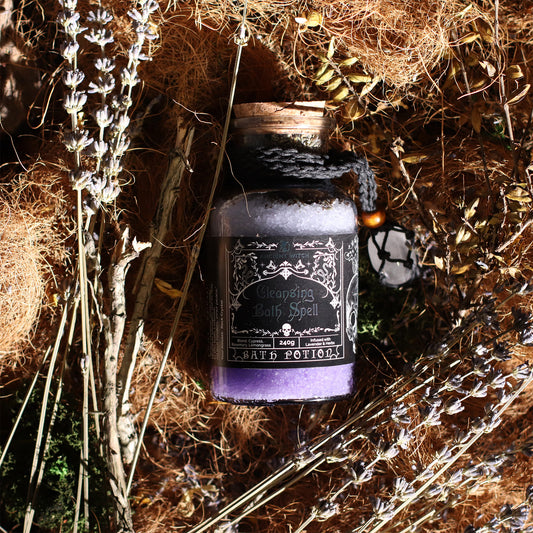 Ancient Witch Bath Spell Potion & Quartz Amulet - Cleansing