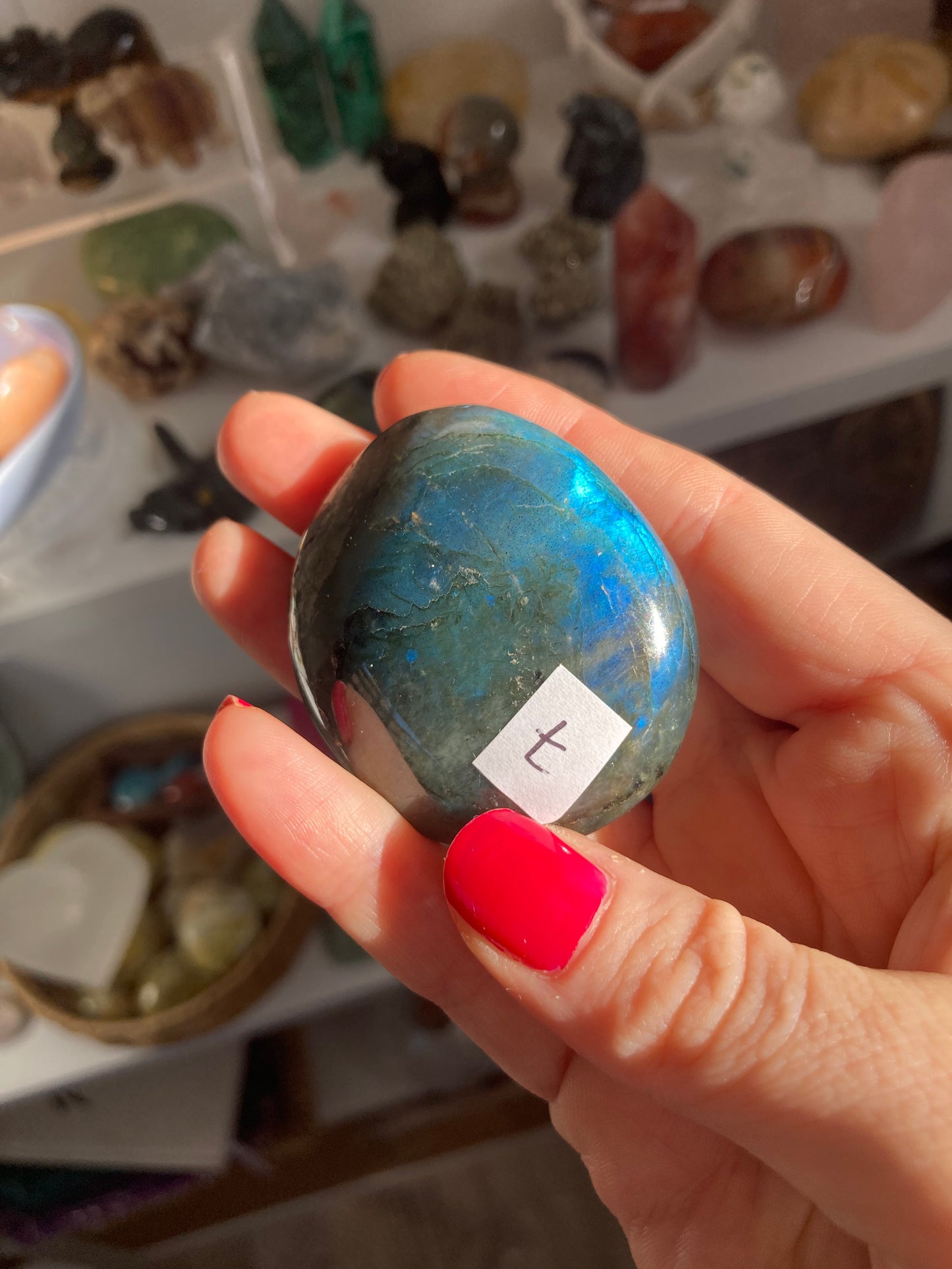Labradorite palm stone