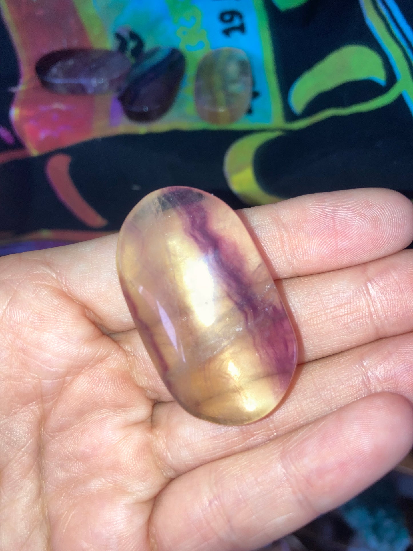 Candy fluorite palm stones