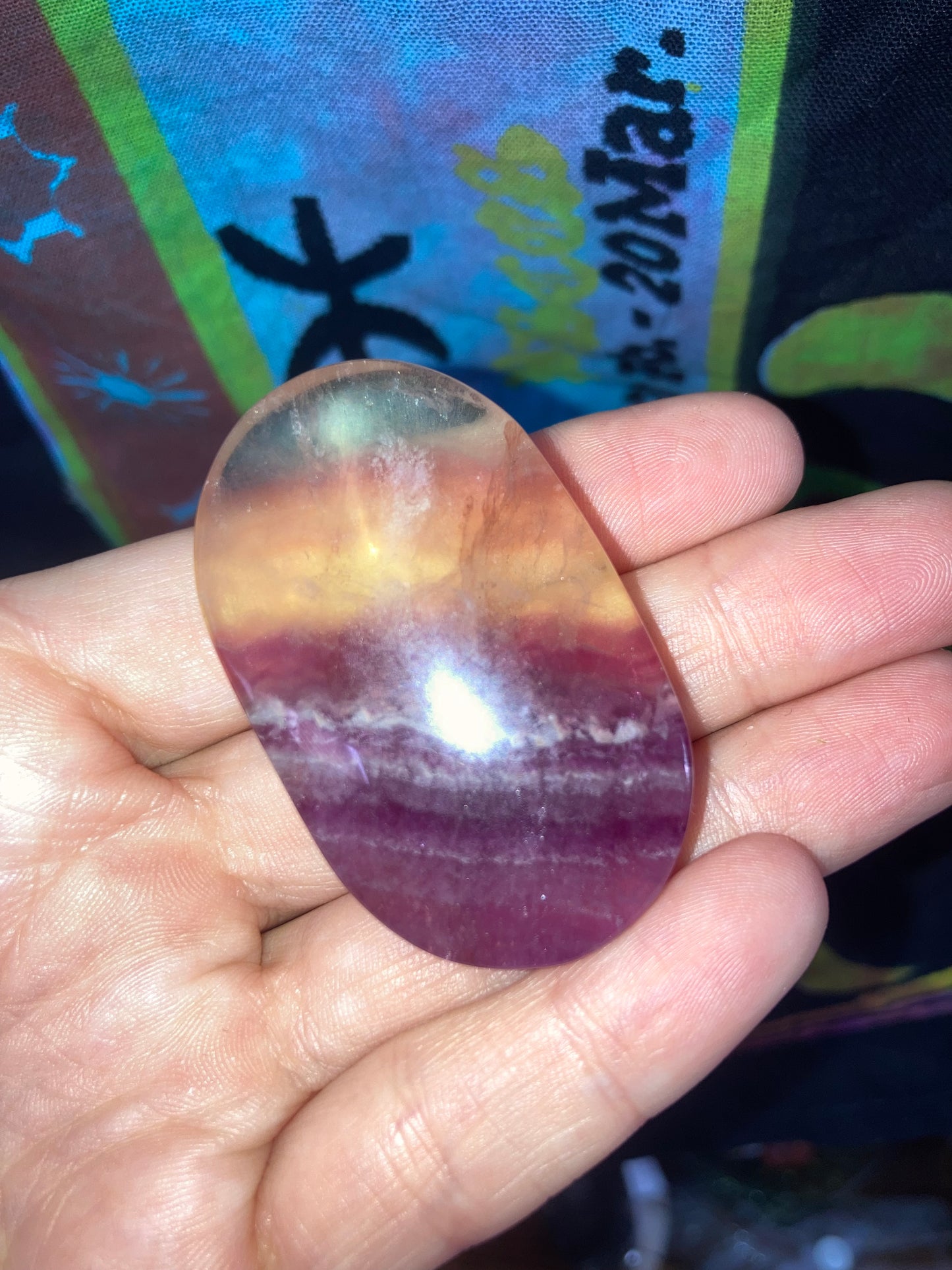 Candy fluorite palm stones