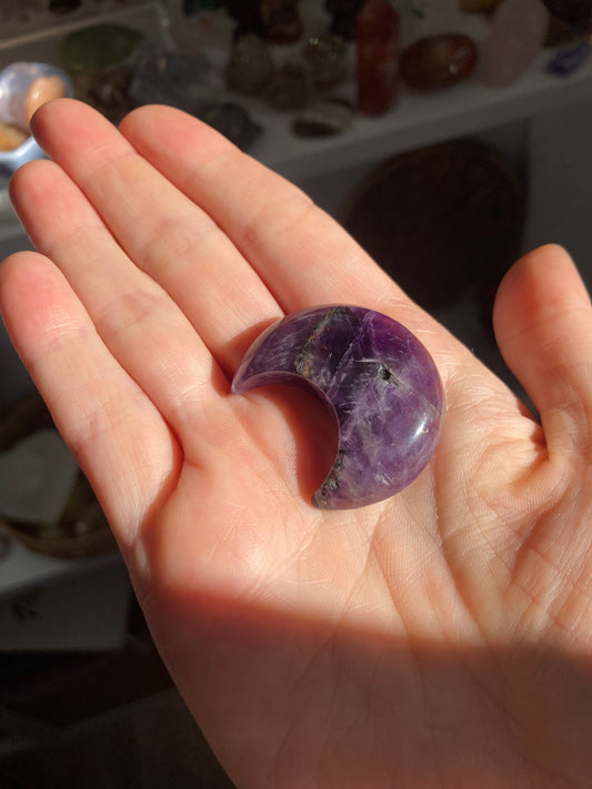Amethyst moon carving