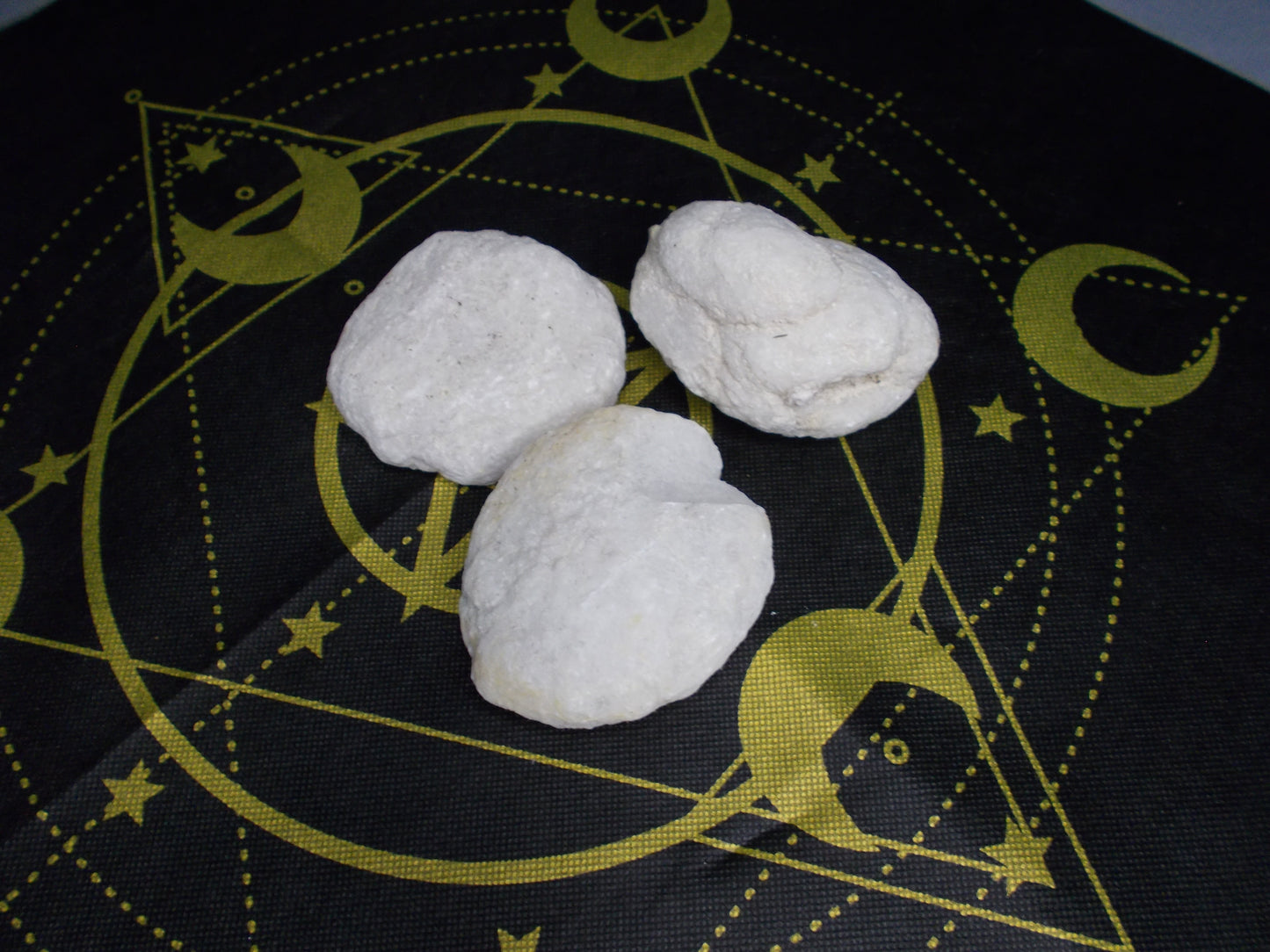 Unopened geodes 2 for £12 (49)