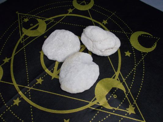 Unopened geodes 2 for £12 (49)