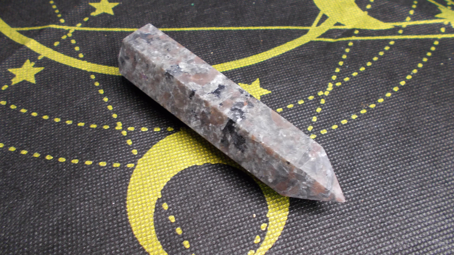 Yooperlite (UV reactive)