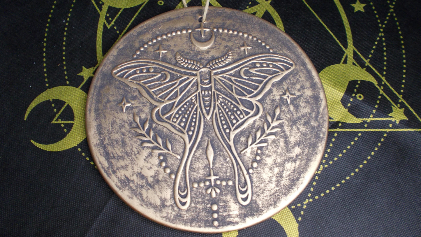 Luna moth plaque