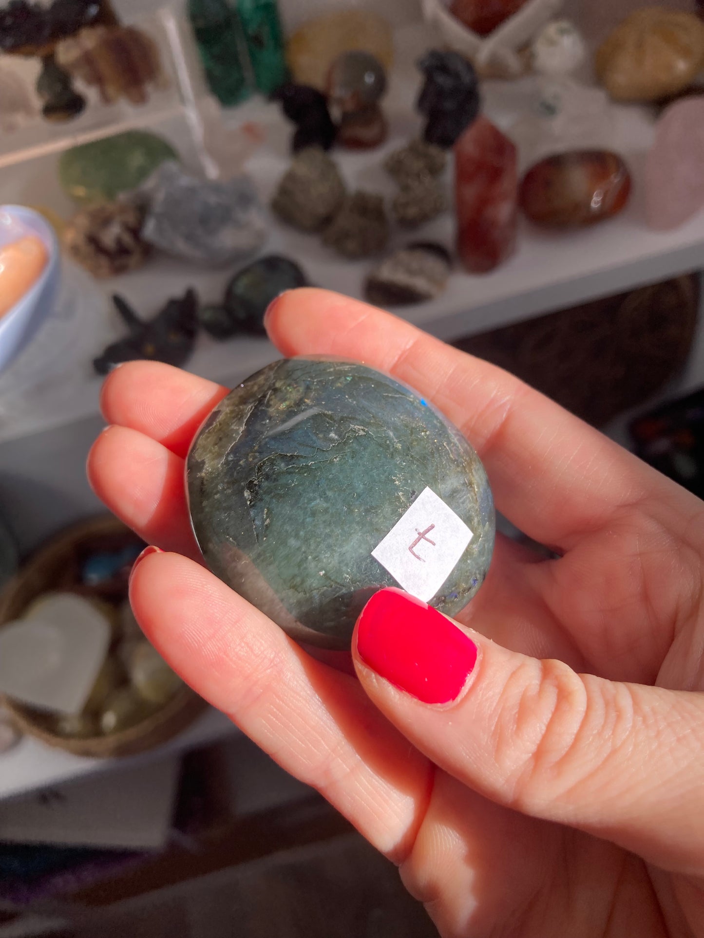 Labradorite palm stone