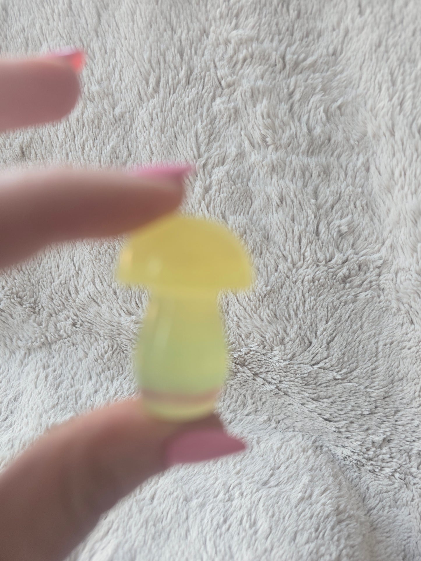 Yellow fluorite mushroom