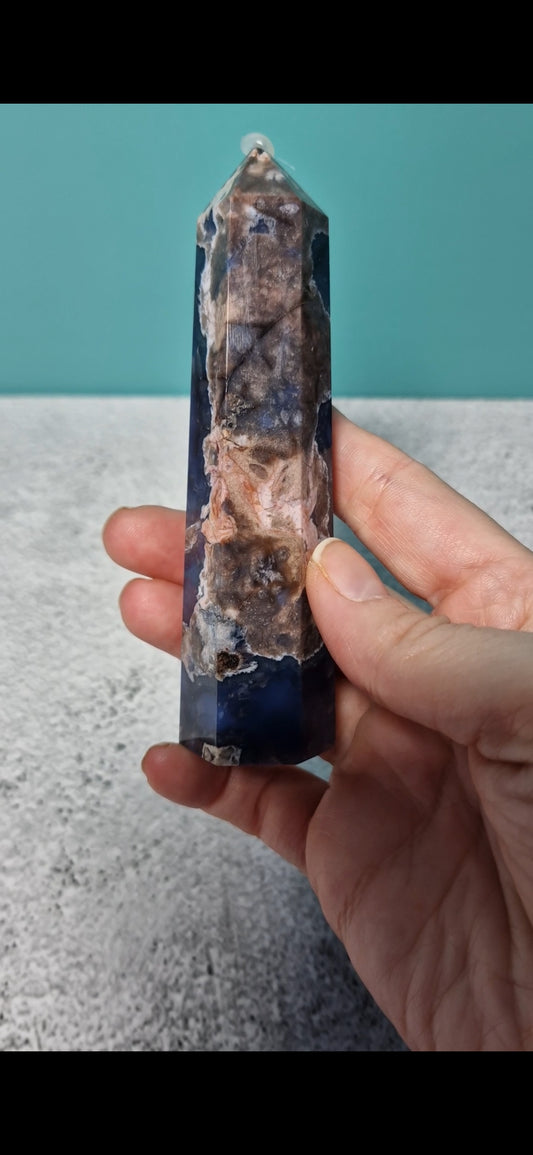 Larger dark blue flower agate tower