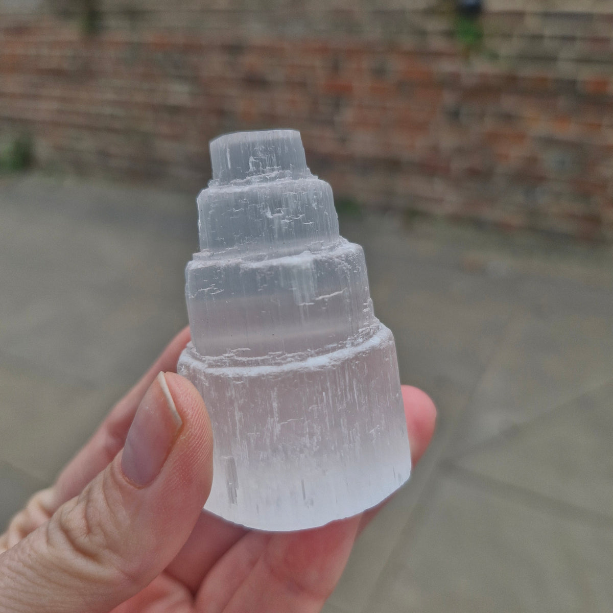 Selenite Tower 86g 5.5cm