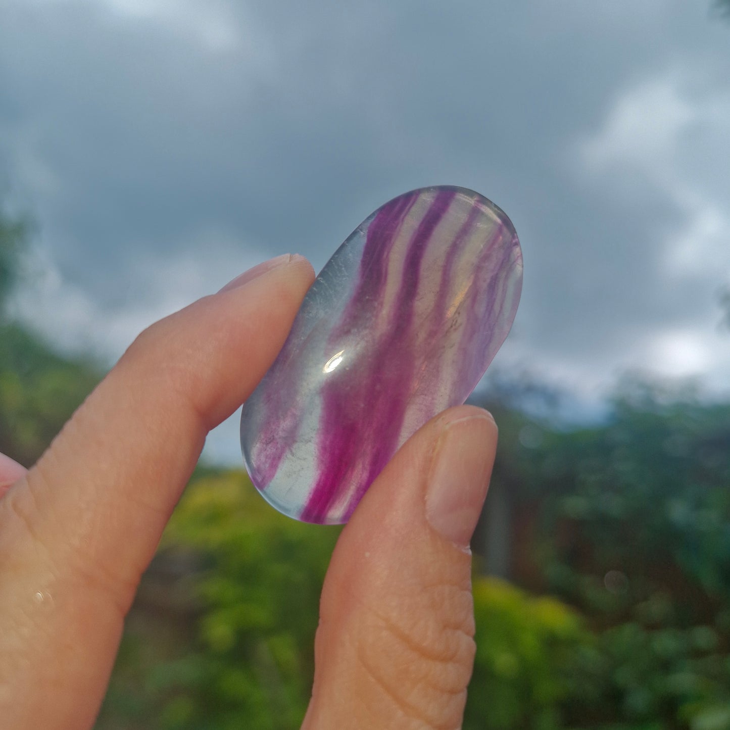 Candy fluorite palm stones