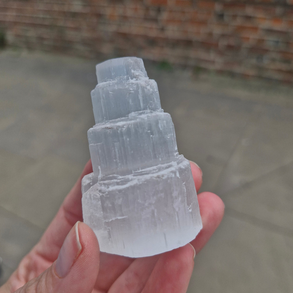 Selenite Tower 79g 5.7cm