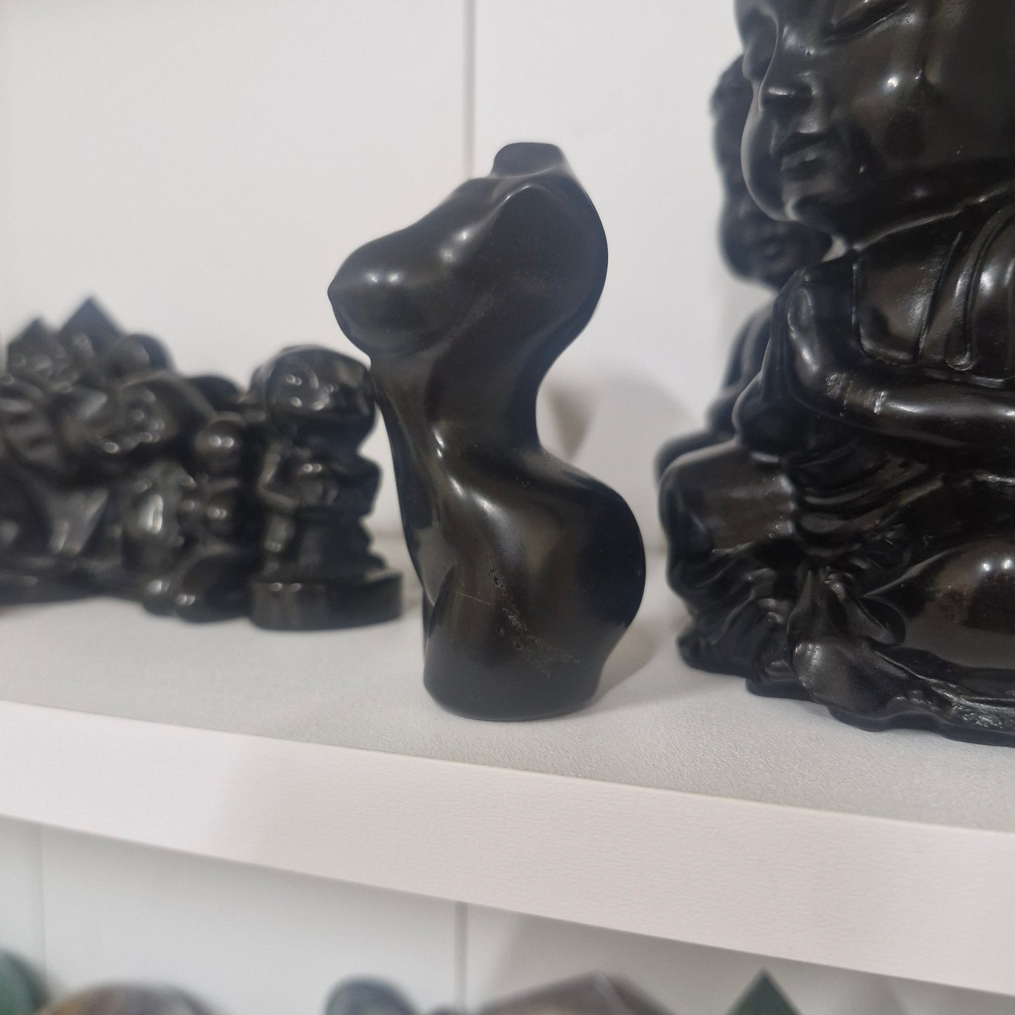 Obsidian female lady body carving