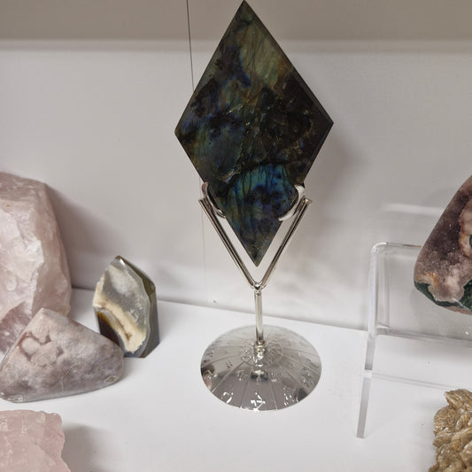 Labradorite diamond