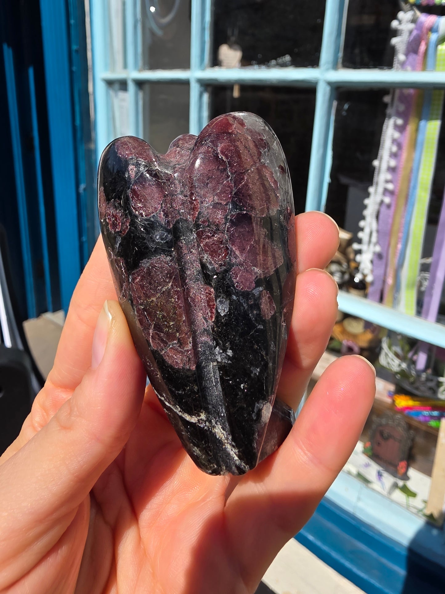 Garnet in arfednosite crystal Angel carving