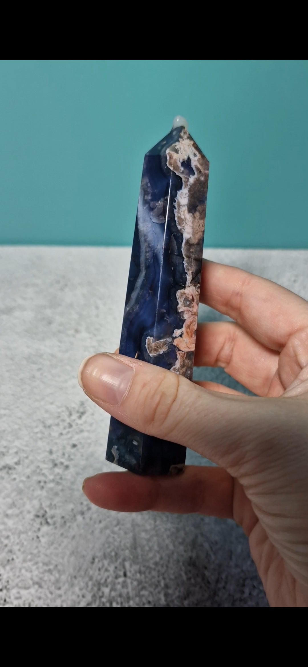 Larger dark blue flower agate tower