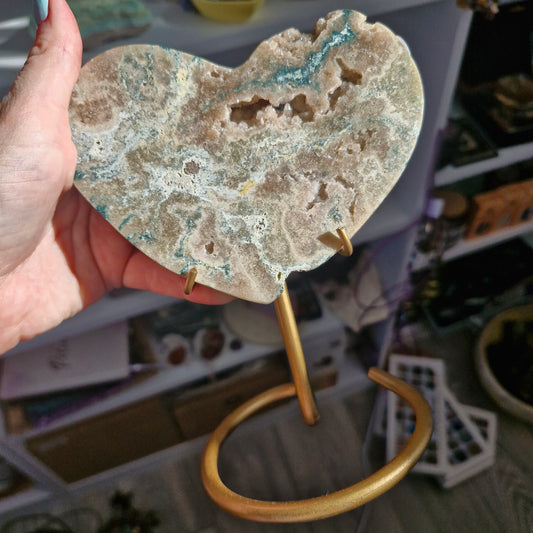 Pink amethyst heart with stand