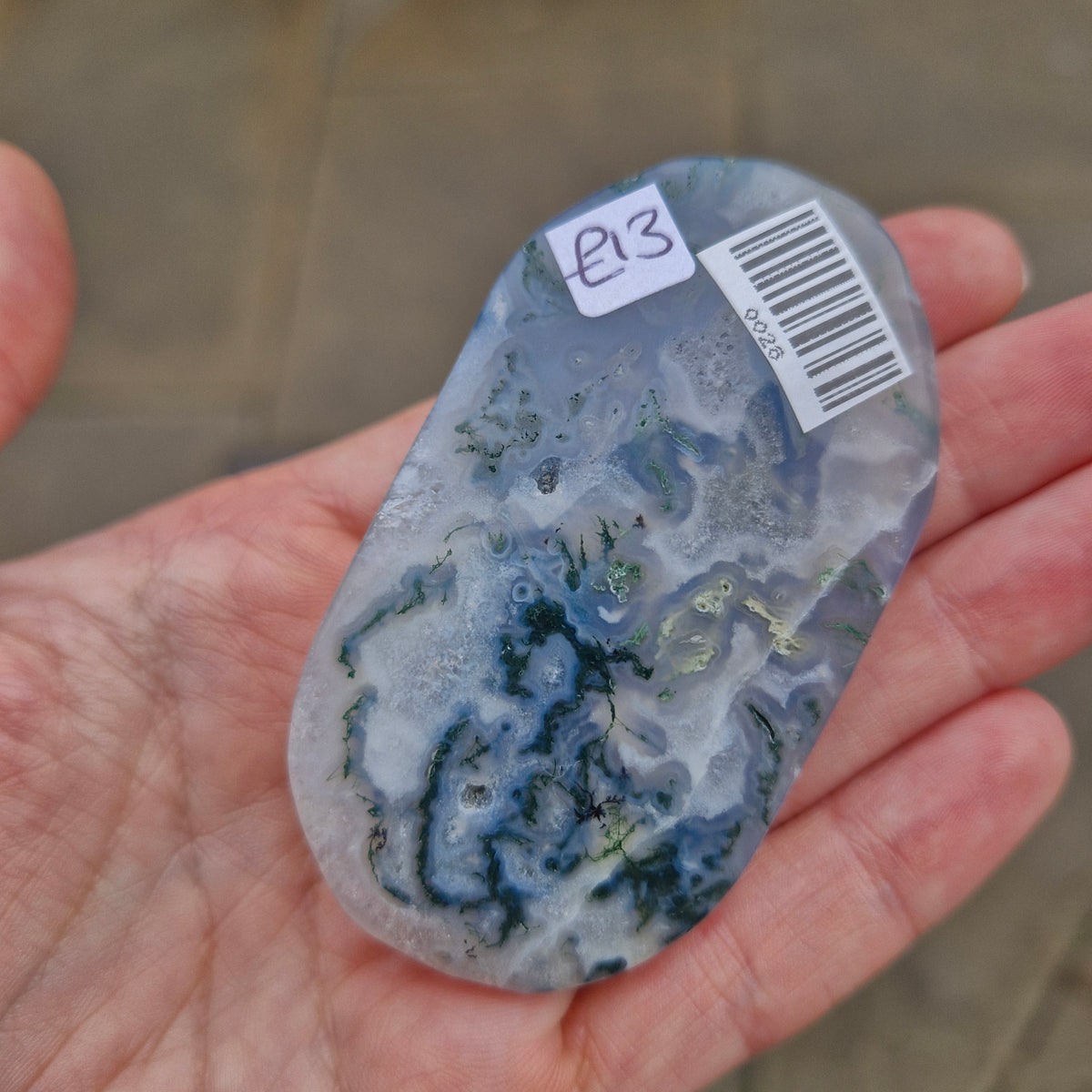 Moss agate Flat Palm Stone