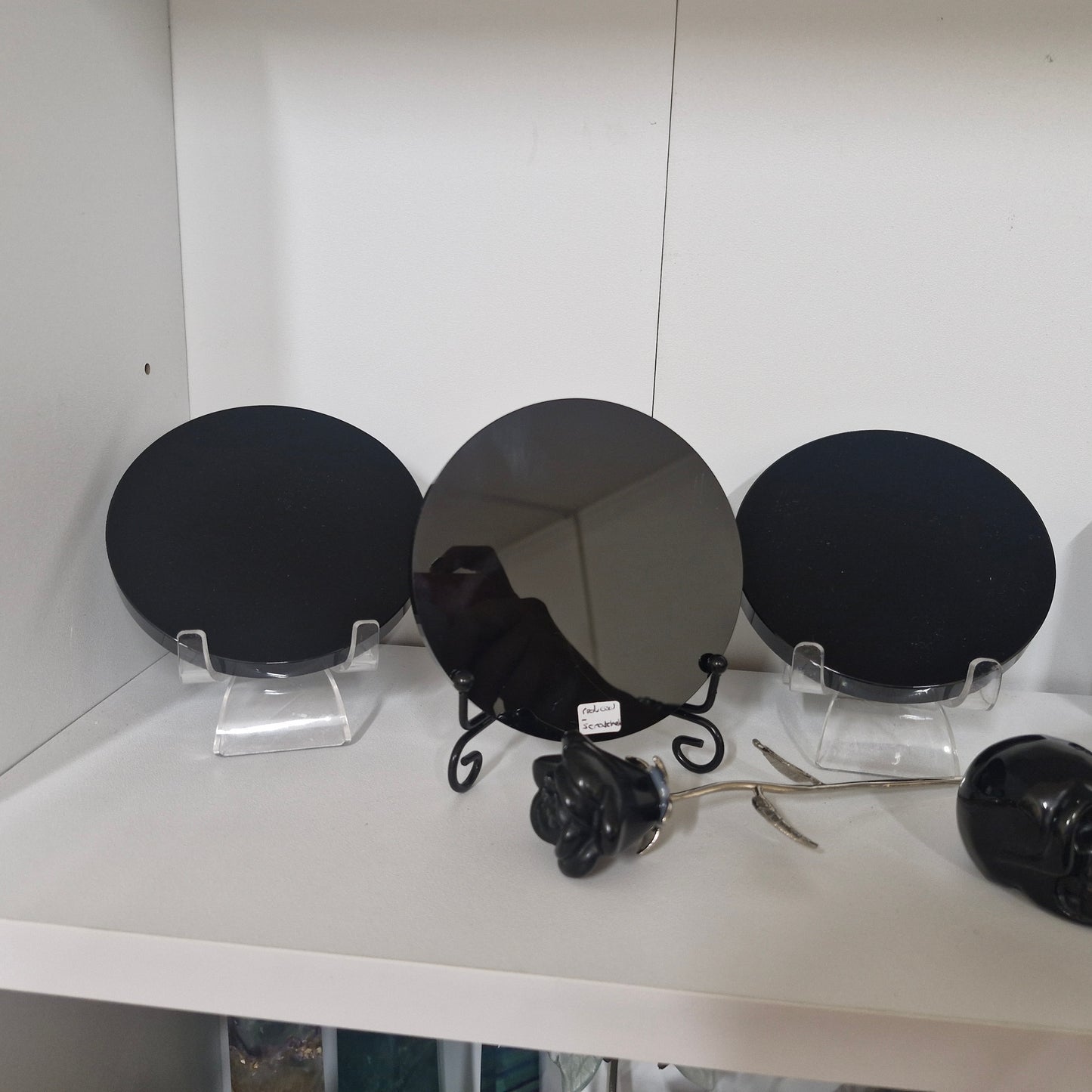 Obsidian scrying mirror