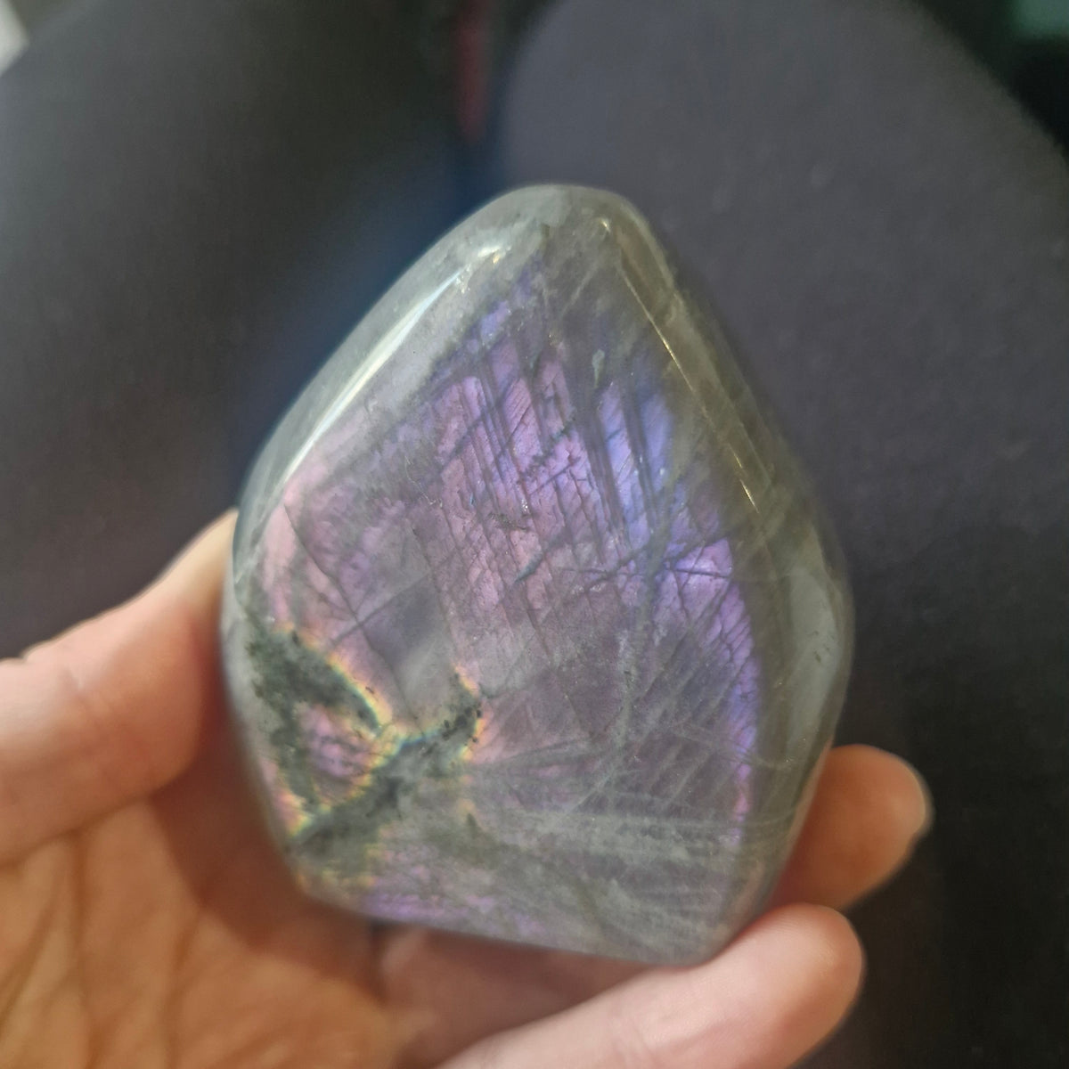 Labradorite freeform Purple/Blue/Pink/Yellow Flash - 254g 6.4cm tall