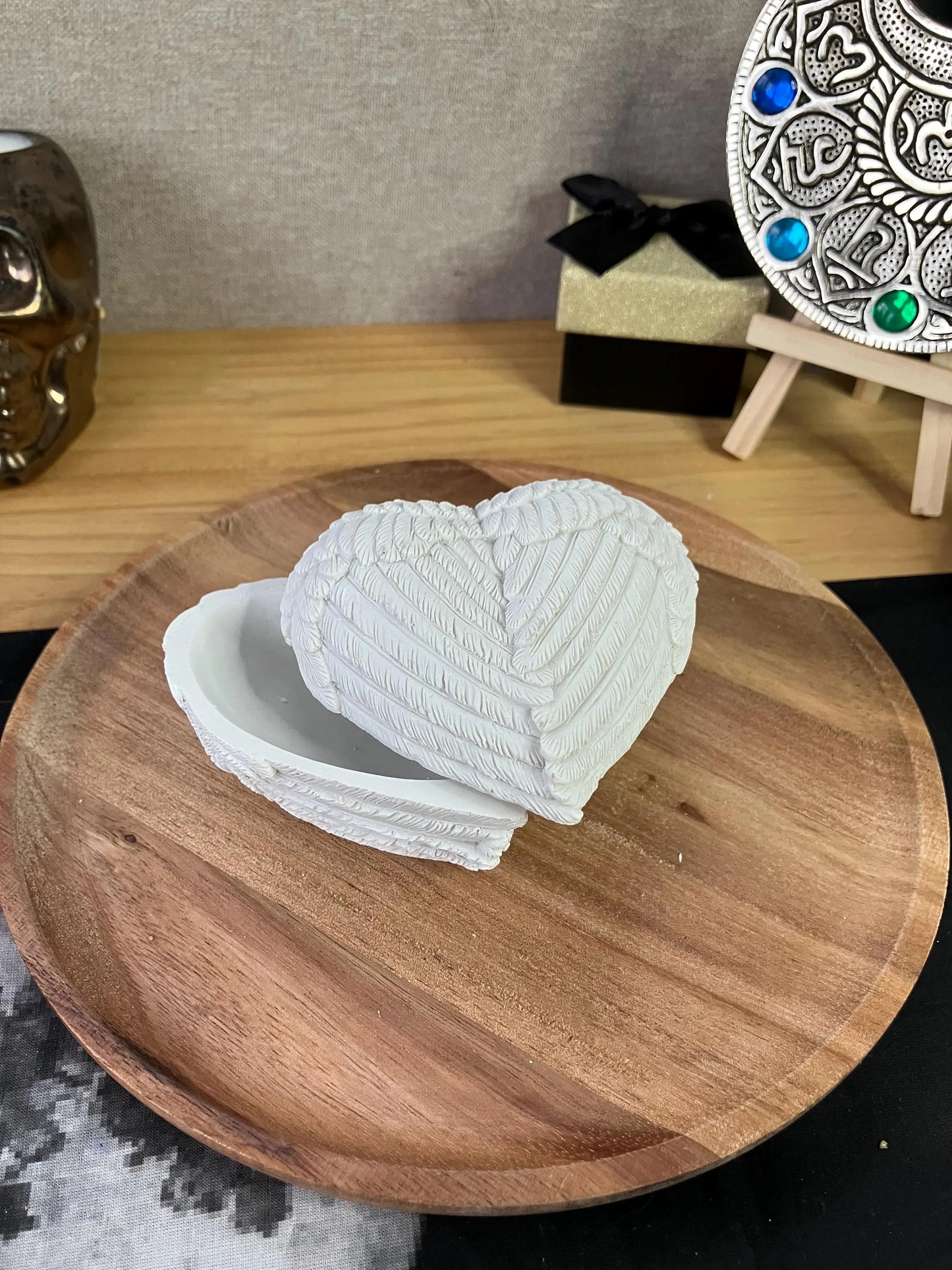 Angel wings bowls/ trinket holders with lids